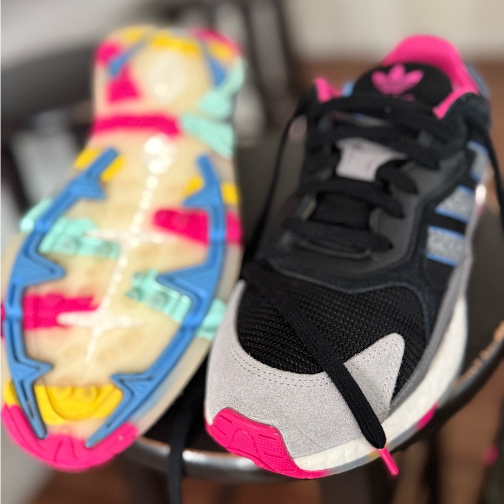 Adidas Men’s Black and Pink Sneakers - Picture 2 of 5